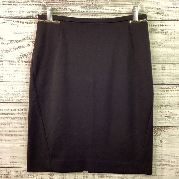 H&M Dresses & Skirts - H & M SIZE 8‎ BLACK PENCIL SKIRT WORK GUC